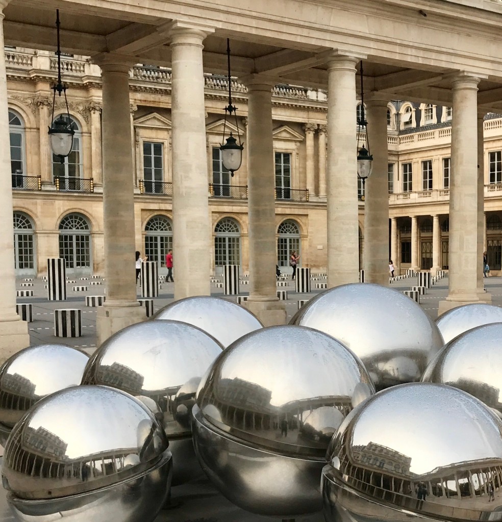 jardin du Palais Royal Paris Lumières des étoiles